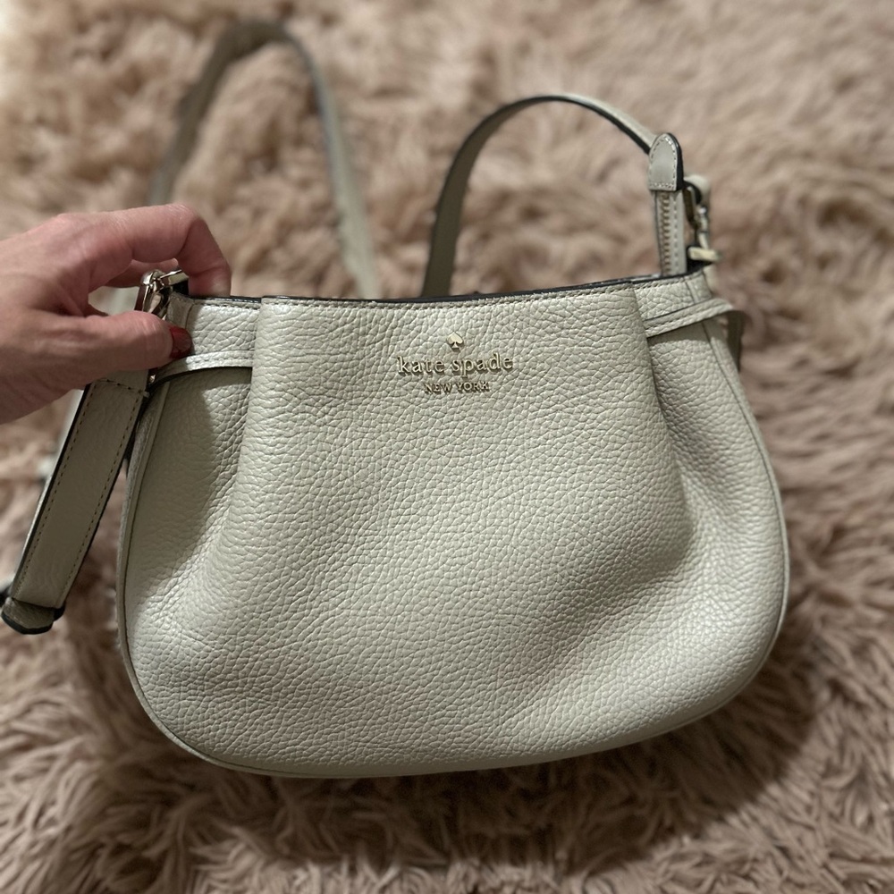 Kate Spade Off-White Leather Shoulder Bag